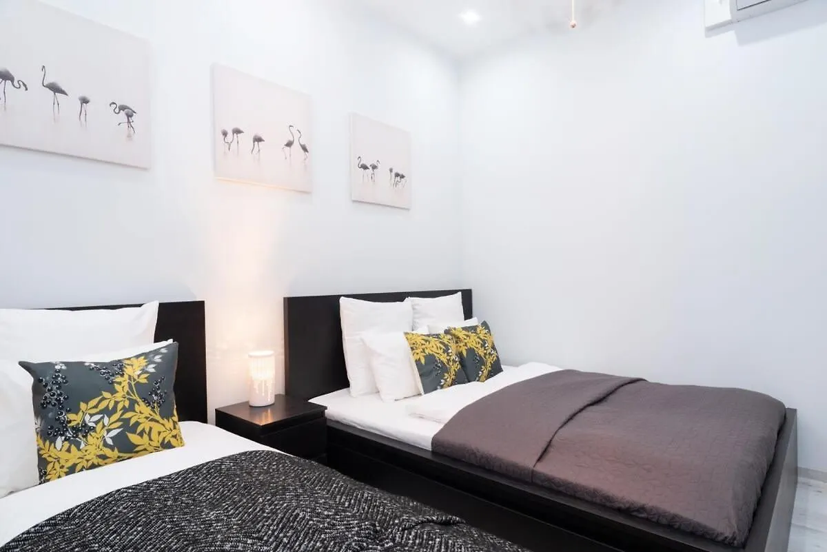 New Spacious Apartment At Superb Location Budapest